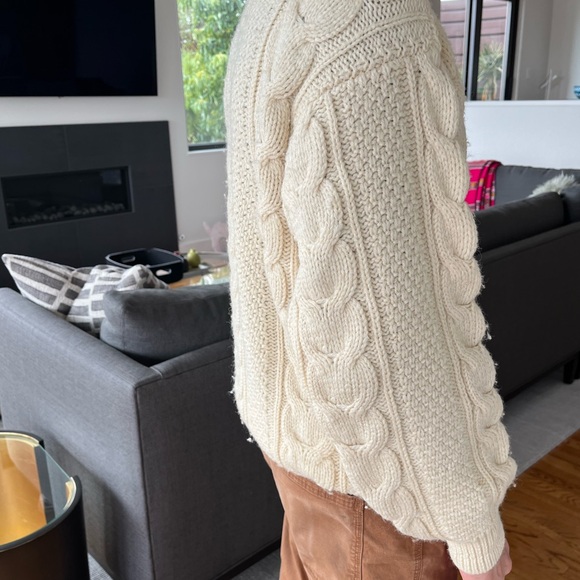 Cozy Cable Knit Wool Sweater - Cream - Picture 11 of 11